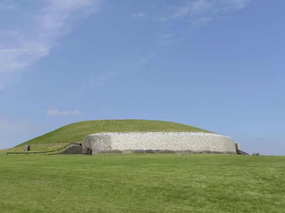 8 Newgrange Irlande