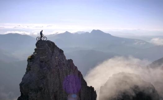 VTT extrême: Danny MacAskill est il fou ?