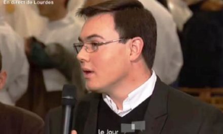 Des prêtres qui “se serrent les coui…” lapsus malheureux en direct sur France2